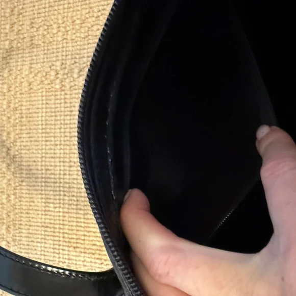 Gucci Handbag - Picture 5 of 10